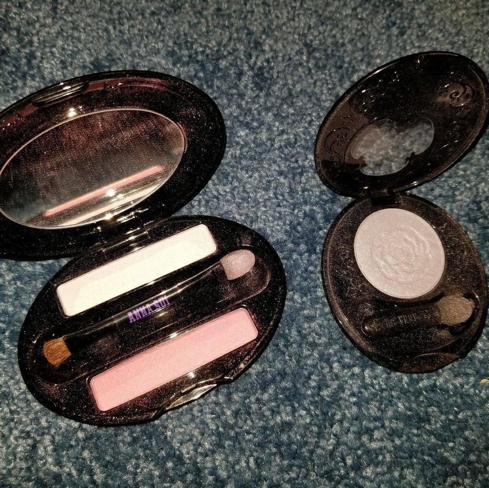Anna Sui Eye Shadow